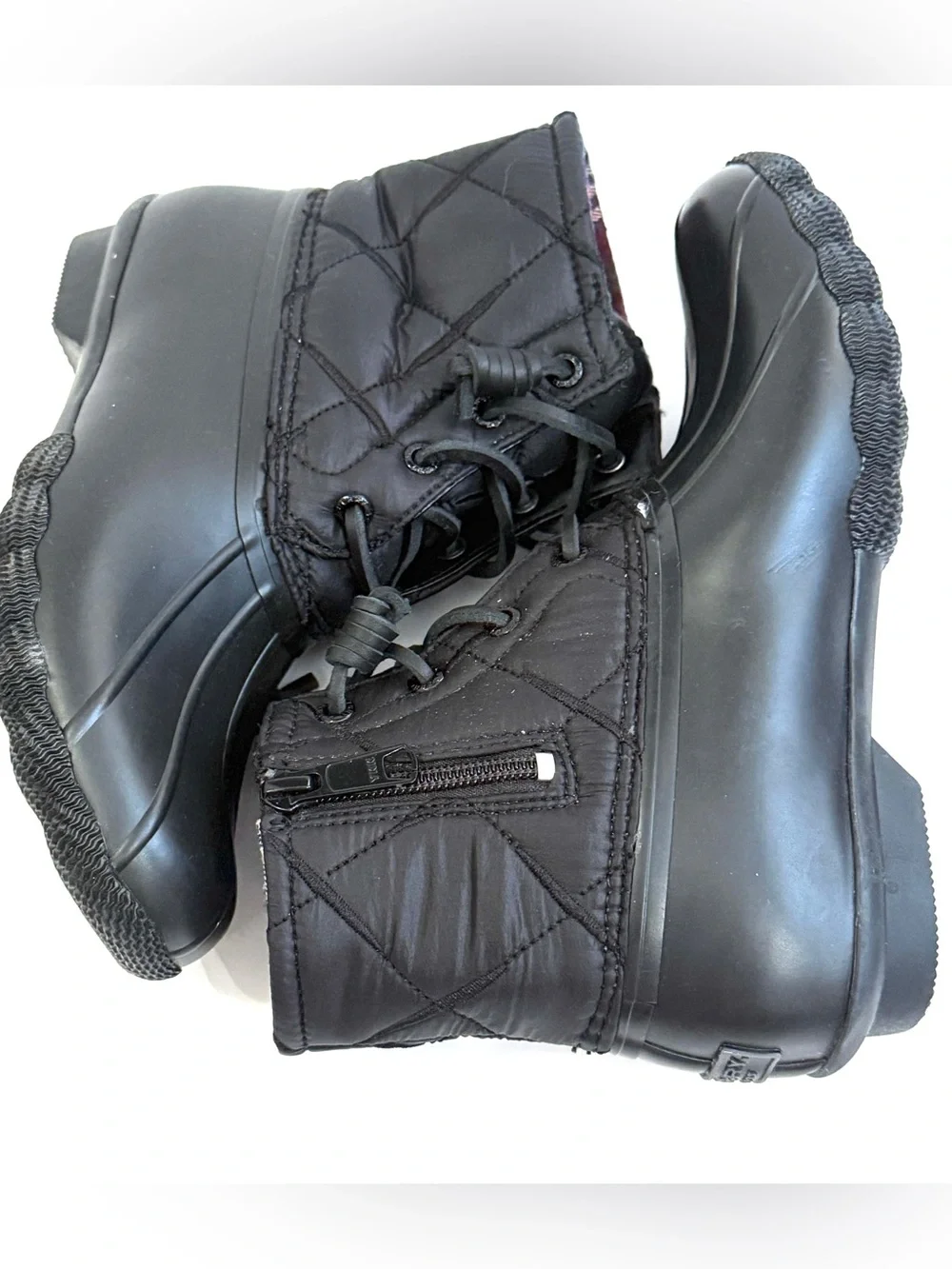 Sperry Women’s 5.5 Black Quilted Duck Boots Plaid Lined NEW Without Box